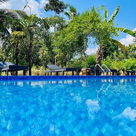 Sigiriya River Side Resort 외부 사진